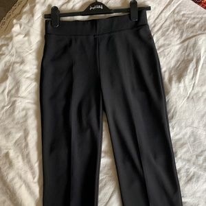 Joseph Ribkoff Black Capris Size 4